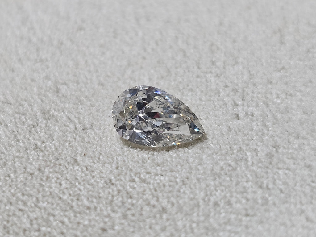 GIA 1.00 CT Natural Pear J SI2