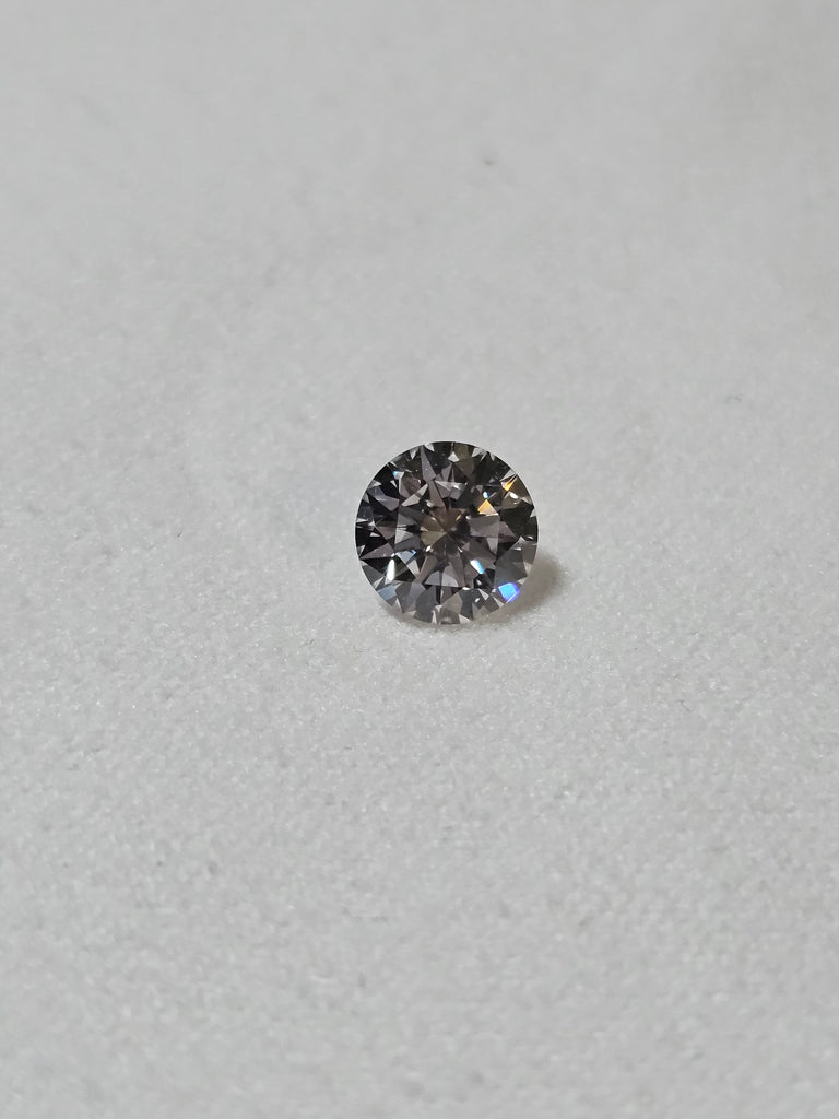 1.05 CT Natural Round Brilliant IJ VS2