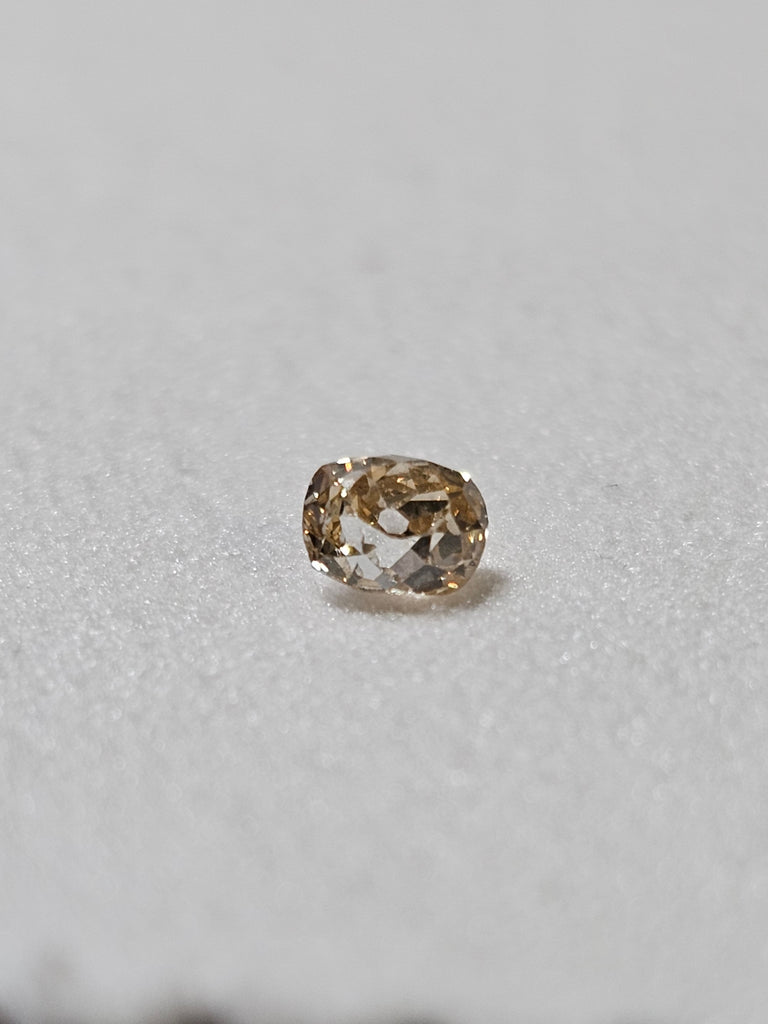 0.36 CT Natural Cushion Cut Yellowish-Brown SI2