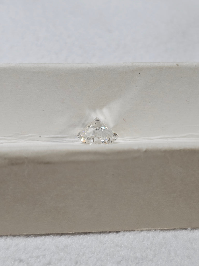 1.07 CT Natural Round Brilliant Cut EF SI1-VS