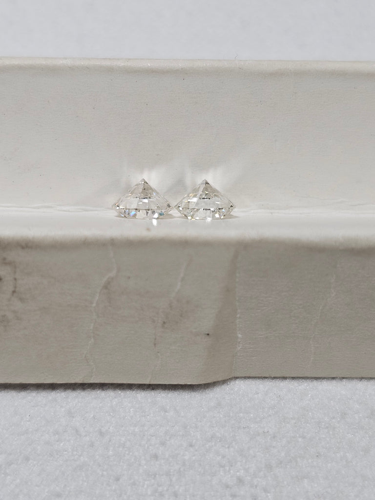 GIA 1.00 CTW Natural Round G SI2 Match Nice Makes