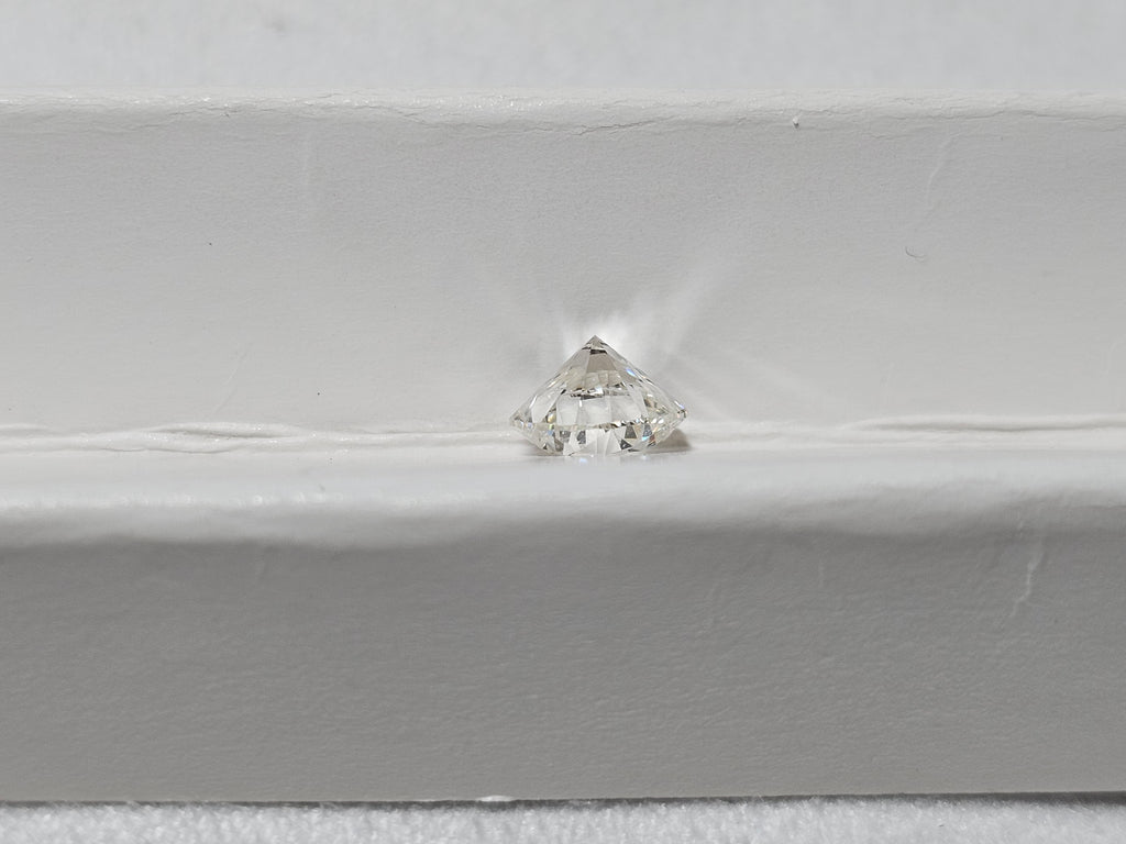 GIA 1.01 CT Natural Round Brilliant I SI2