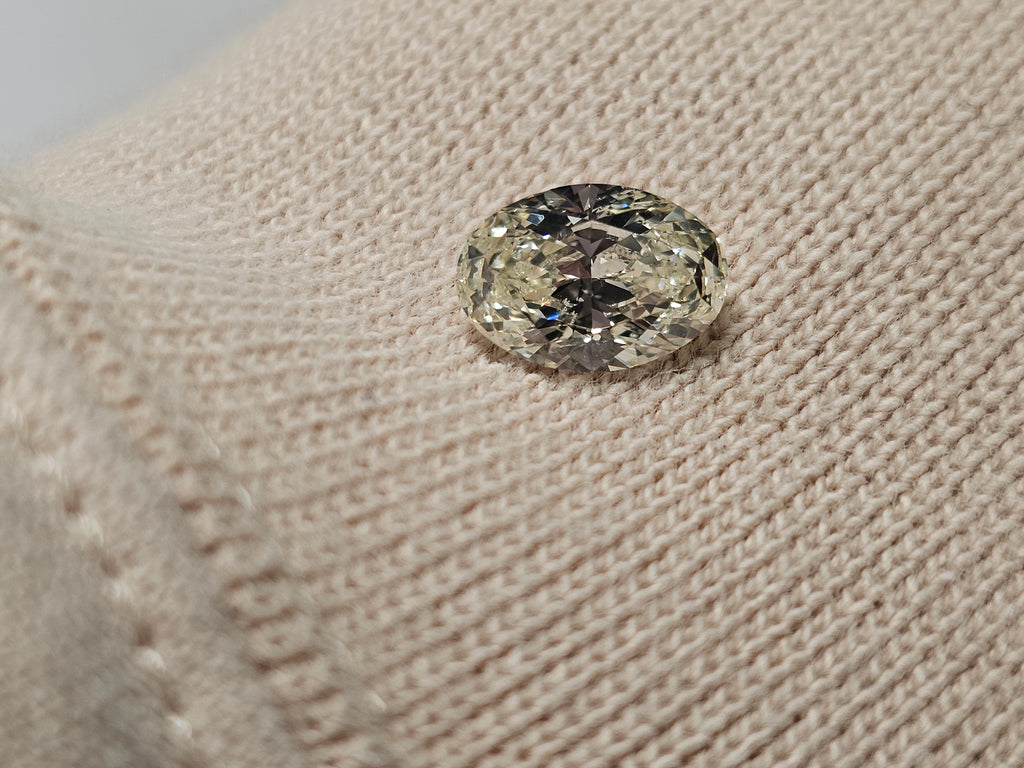 GIA 1.51 CT Natural Oval Brilliant L SI2 EX EX