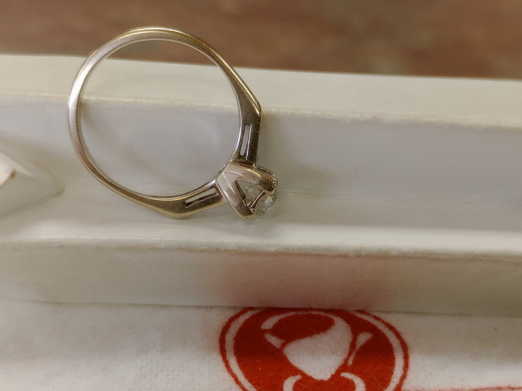 EST 0.70CT Natural Center Old Euro Ring I-K VS