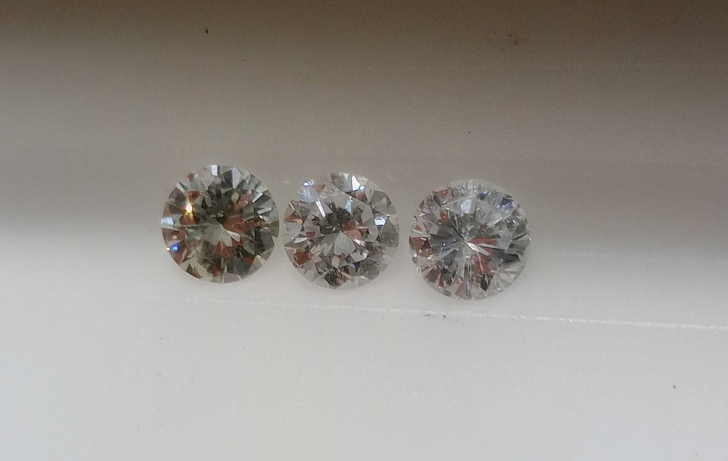 1.32 CTW Round Brilliant Natural Diamonds (3) White I1-I2