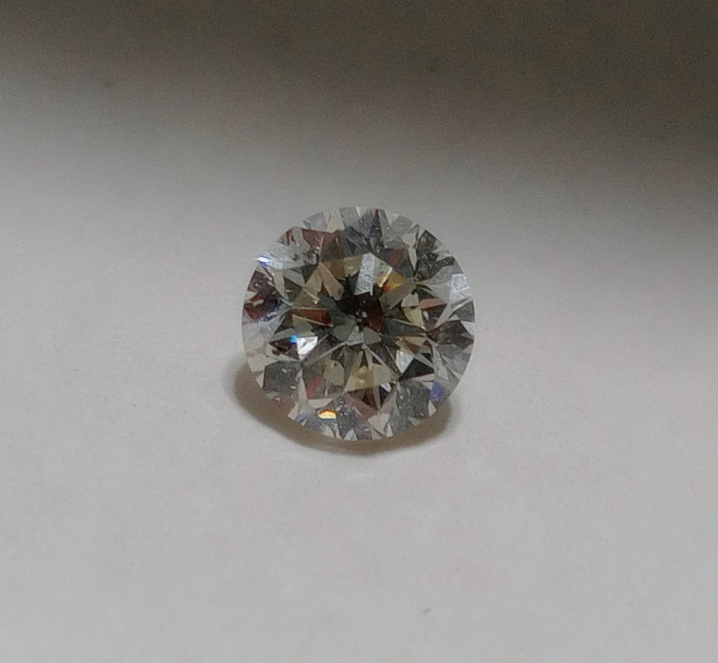 0.52 CT Round Brilliant Natural Diamond I-J I1
