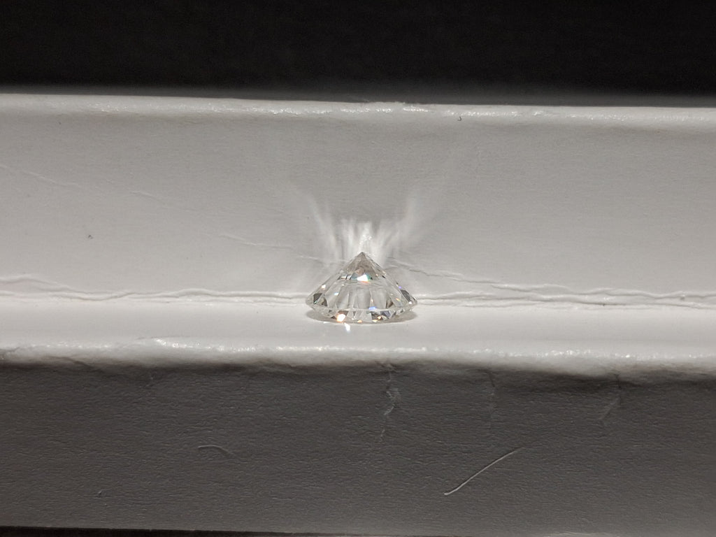 1.07 CT Natural Round Brilliant Cut HI VS2