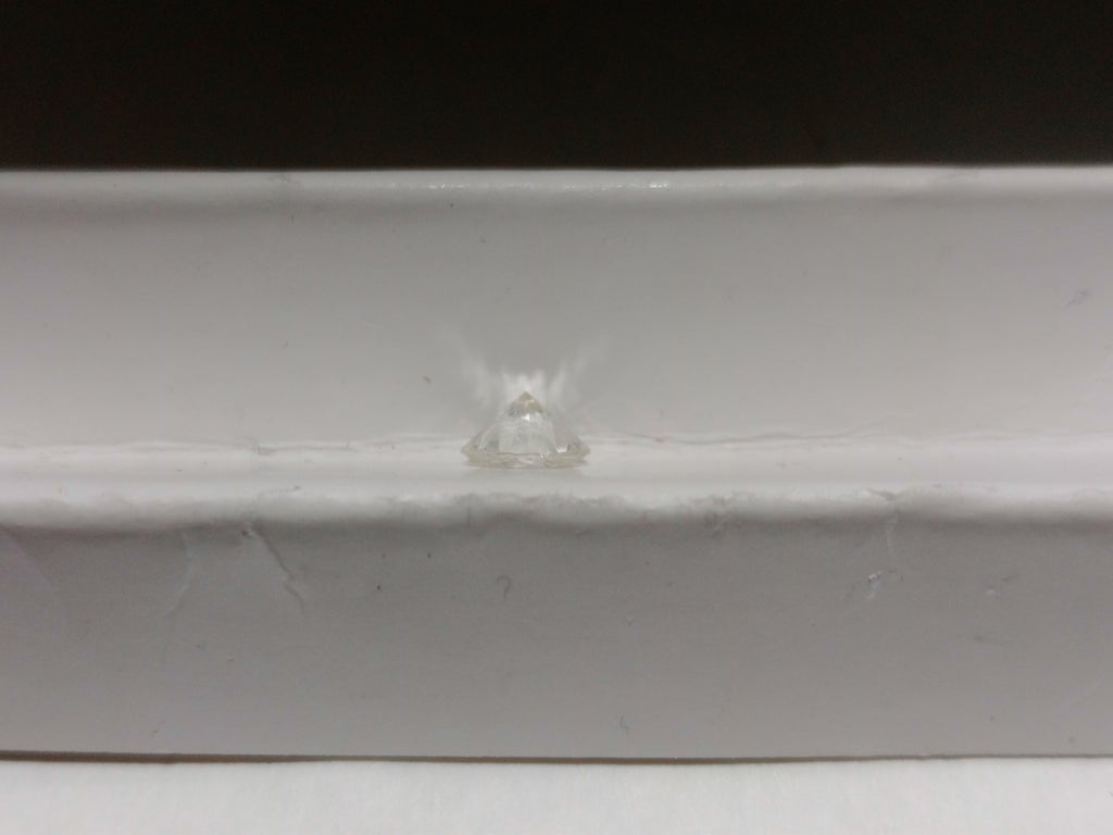 0.64 CT Round Brilliant Natural Diamond I-J SI2