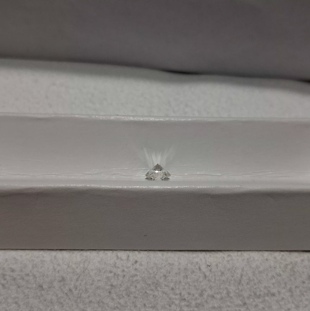 0.50 CT Natural Round Brilliant I SI2