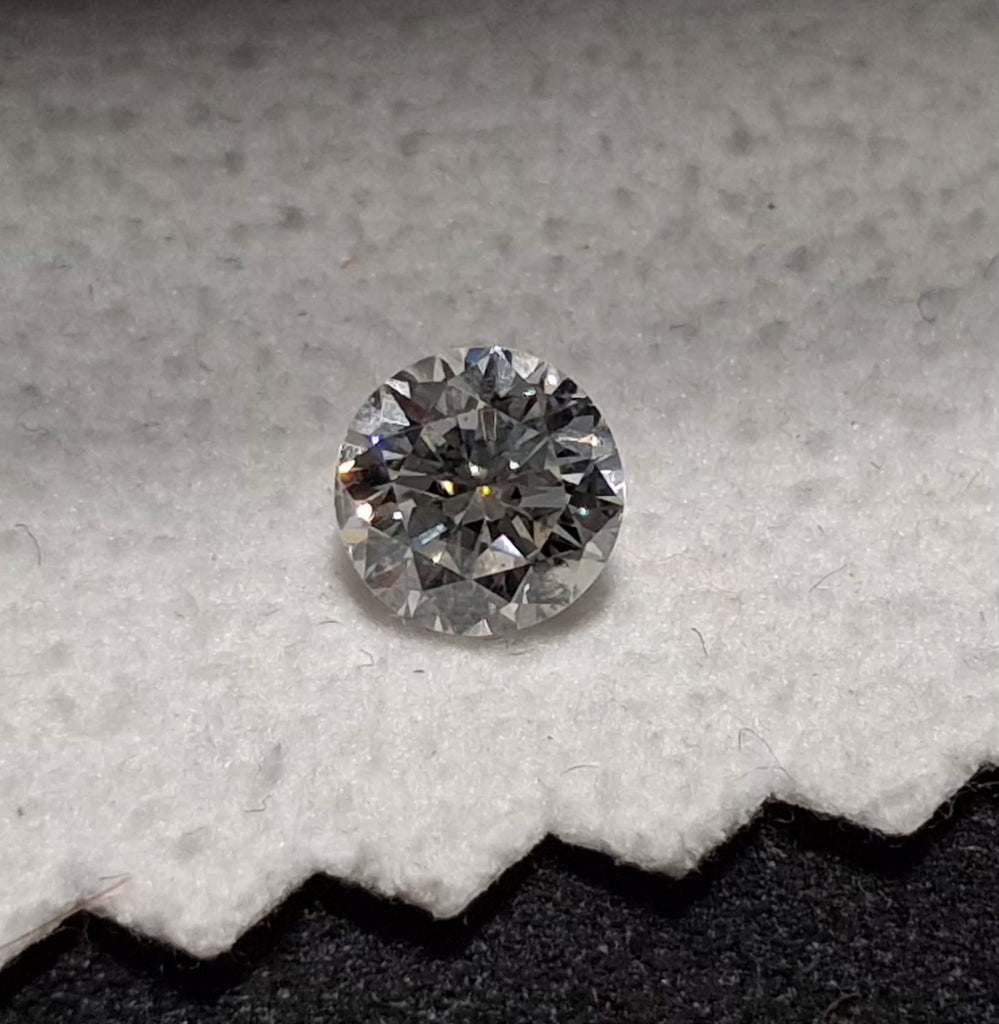 0.57 CT Natural Round Brilliant GH I1