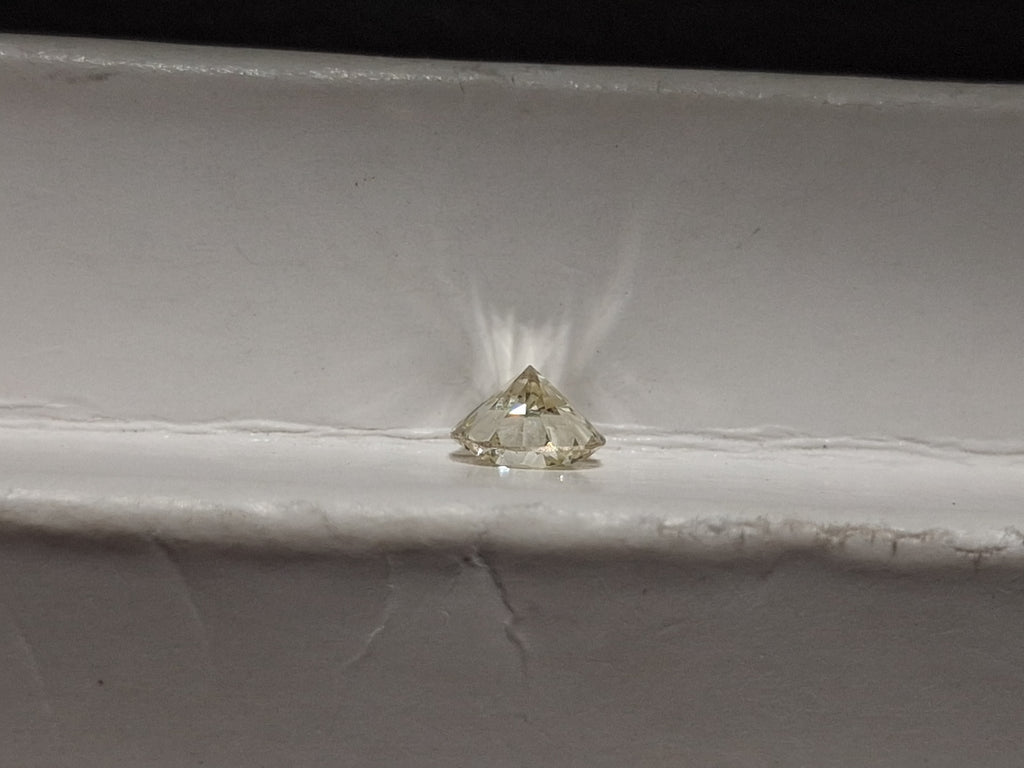 0.55 CT Natural RB KL VS2