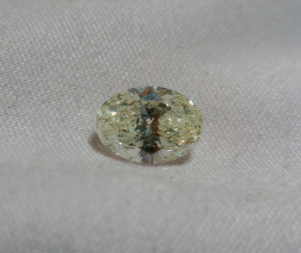 1.01 CT IGI Oval Shaped Natural Diamond K SI2
