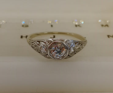 Plat Antique Ring EST Center 0.50 Ct White VS OEC
