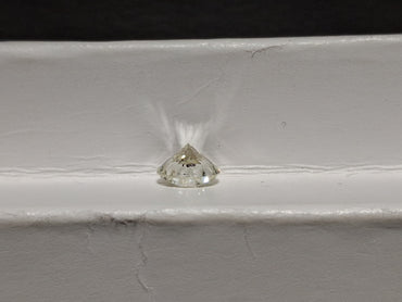 0.71 CT Natural Round Brilliant K-L I1
