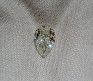1.01 CT GIA Pear Shape Natural Diamond J SI2