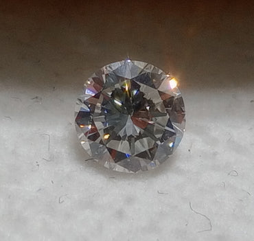 0.50 CT Round Brilliant Natural Diamond G-H VS2-SI1