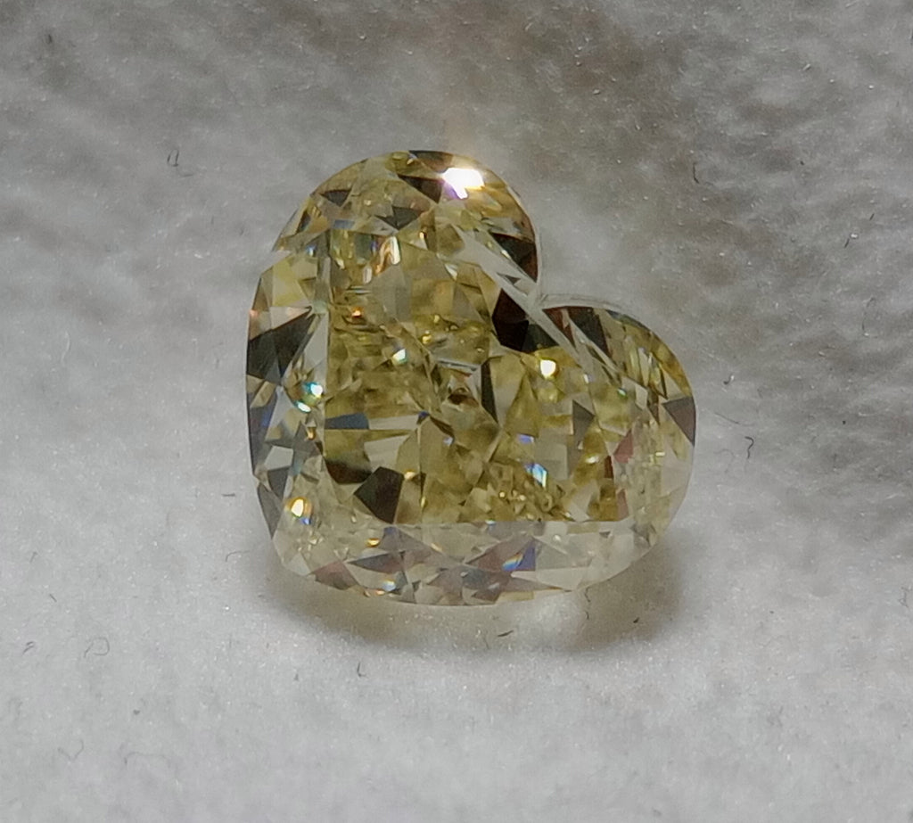 3.23 CT GIA Modified Heart Shaped Natural Diamond W-X VVS1 Beautiful Yellow