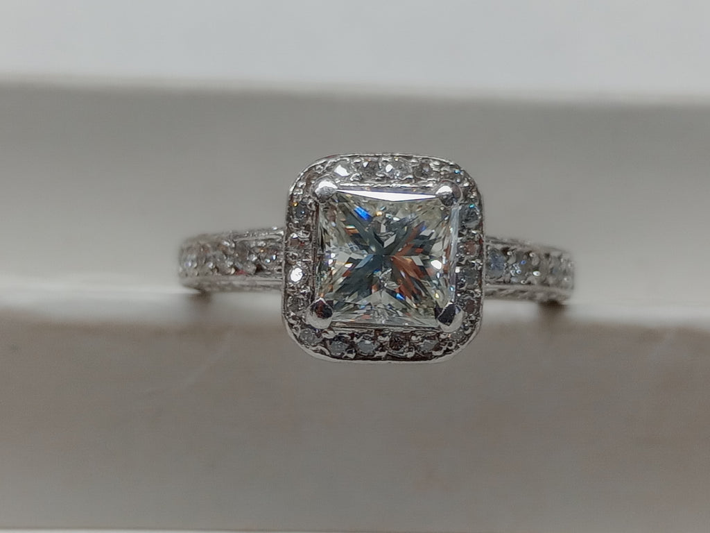 1.00 Princess Cut Natural Diamond Platinum Ring I I1