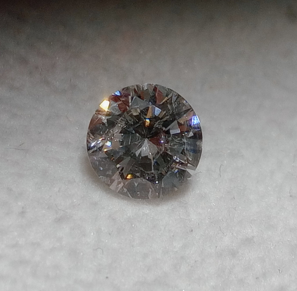 0.67 CT Round Brilliant Natural Diamond H-I I1