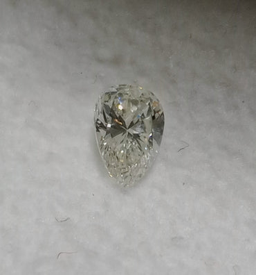 0.36 CT Pear Shape Natural Diamond I-J SI1