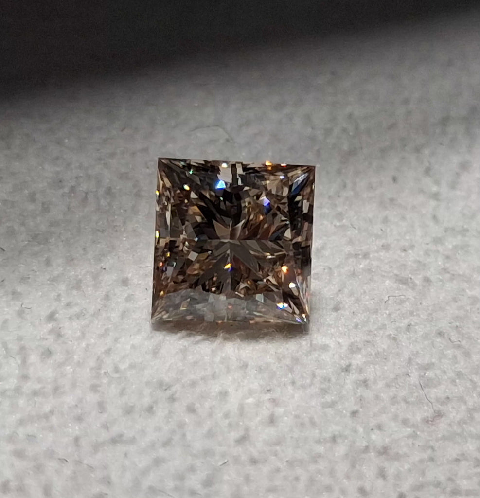 GIA 1.70 CT Natural Princess Cut WX Light brown VVS1