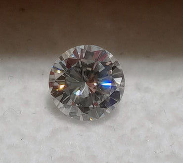 0.56 CT Round Brilliant Natural Diamond H-I SI2