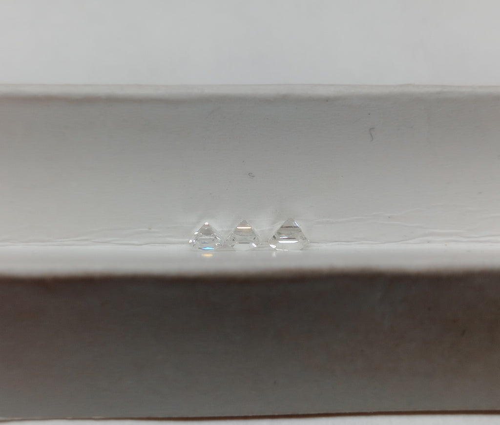 0.48 CT Antique Princess Cut Natural Diamonds (3) G+ VS