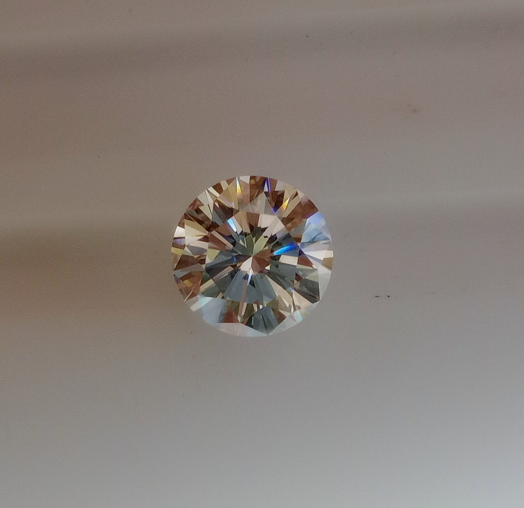 GIA 3.28 CT Natural Round Brilliant Cut K VS2