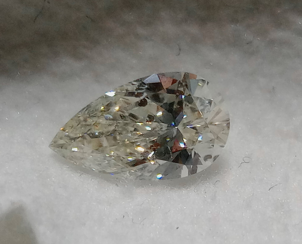 0.76 CT IGI Pear Shaped Natural Diamond I SI2
