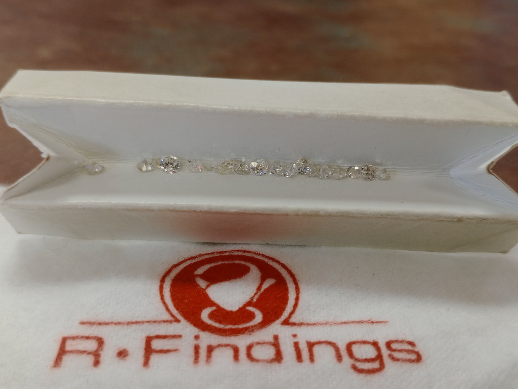 2.34 TCW Natural OE Cut imperfect Parcel 0.13 CT AVG