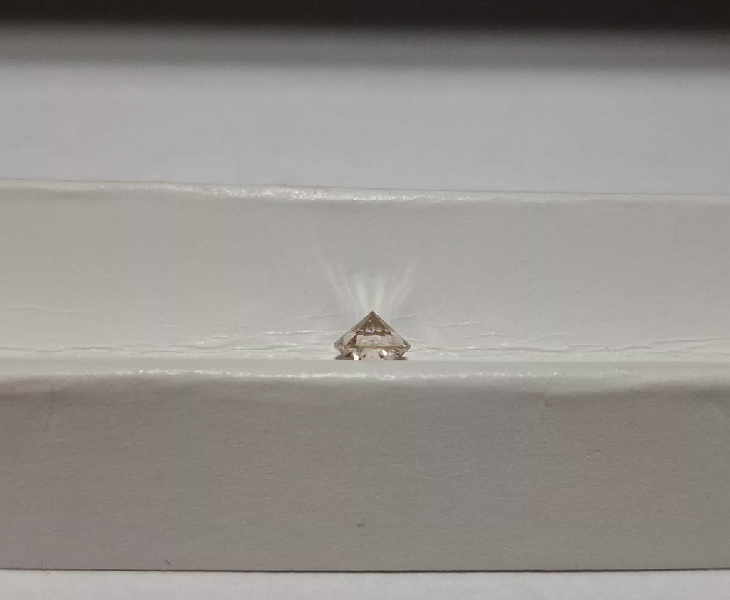 0.65 CT RB TLB SI2 Natural Diamond