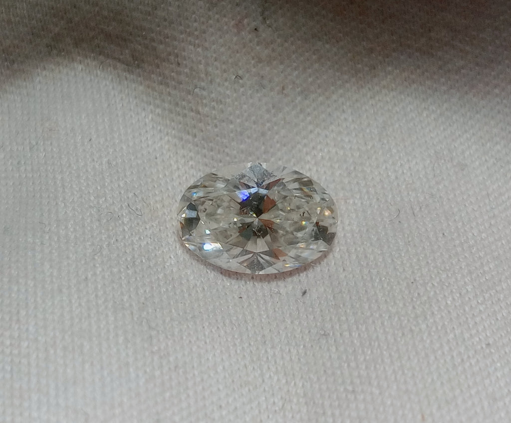 1.00 CT GIA Oval Cut Natural Diamond F SI2