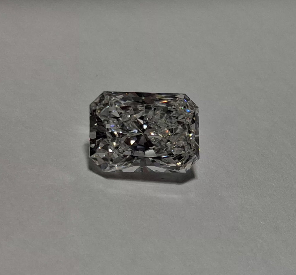 GIA 2.01 CT Natural Radiant E SI2