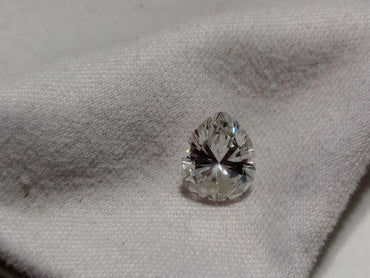 0.73 CT Pear Shape Natural Diamond H-I VS
