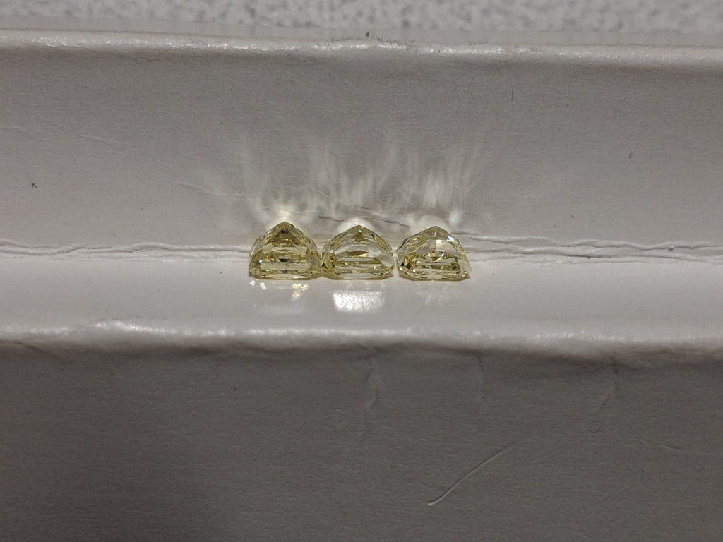 1.26 TCW Natural Radiant Cut Parcel Fancy-like Yellow VS Matching