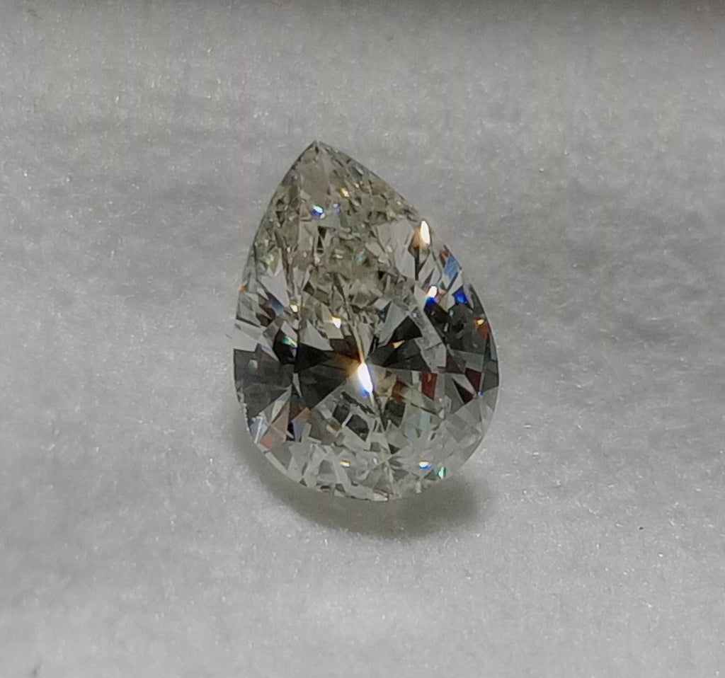1.00 CT GIA Pear Shape Natural Diamond I SI2