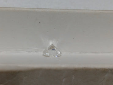 0.50 CT Round Brilliant Natural Diamond H-I VS1-VS2