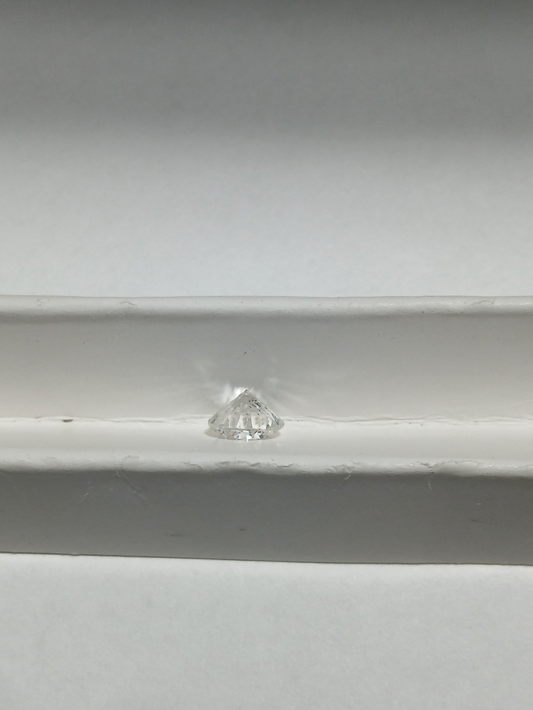 1.12 CT Round Brilliant Natural Diamond G-H I2