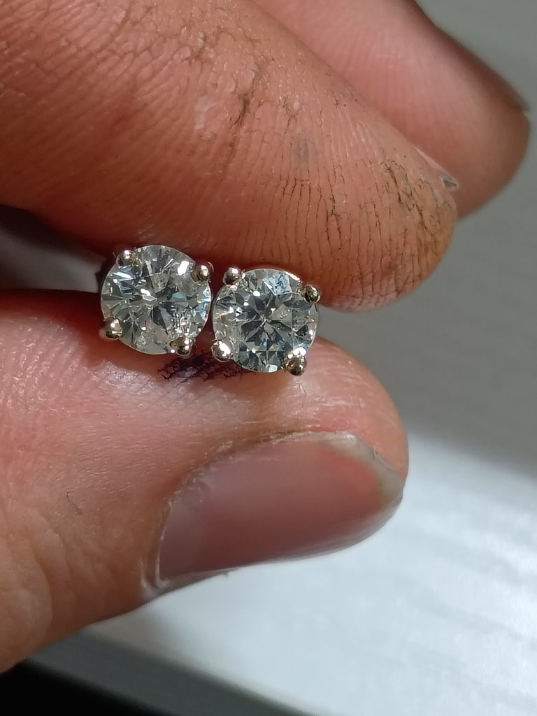 1.40 TCTW Natural Diamond WG Studs G-H I2