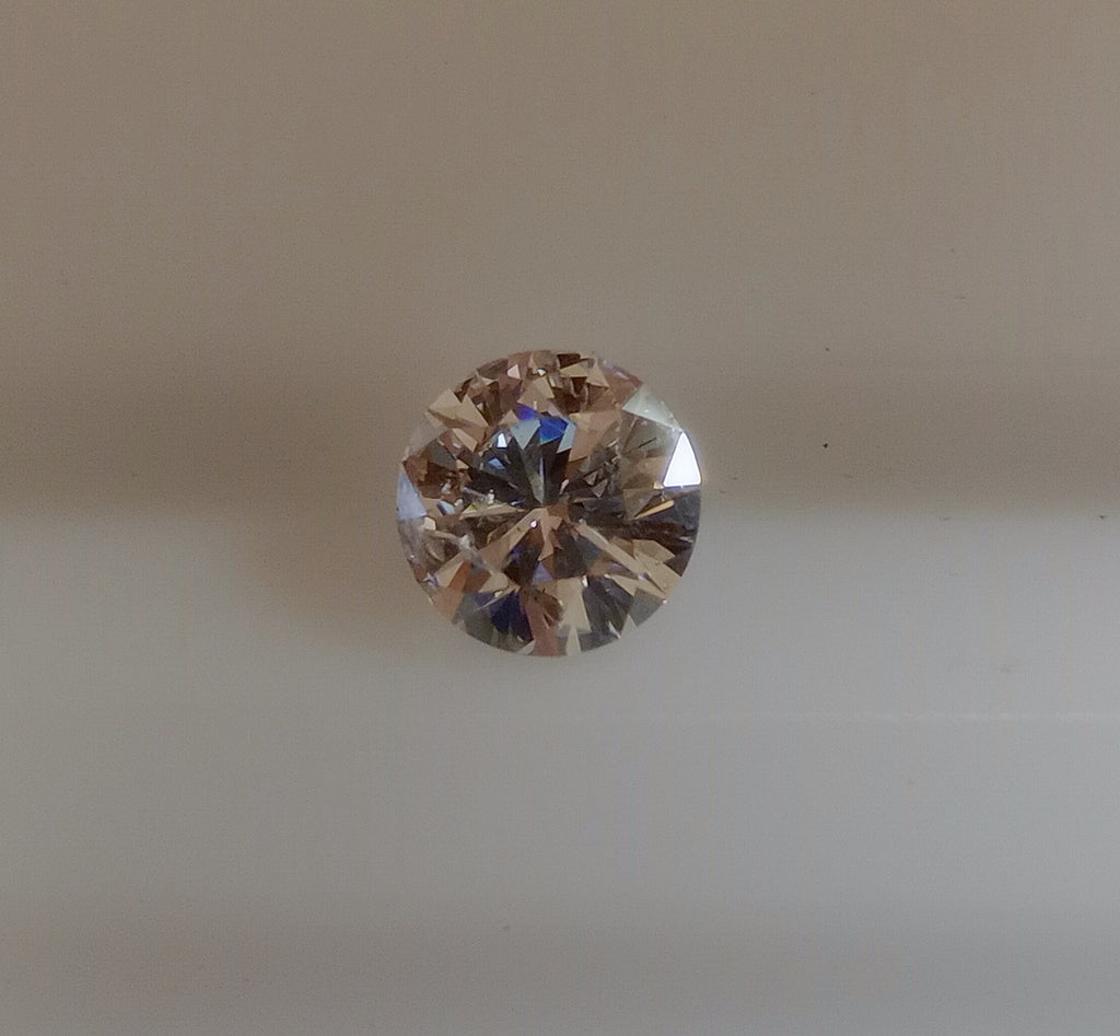 0.90 CT Round Diamond, E, I2