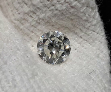 GIA 1.01 CT Natural Round Brilliant J SI1