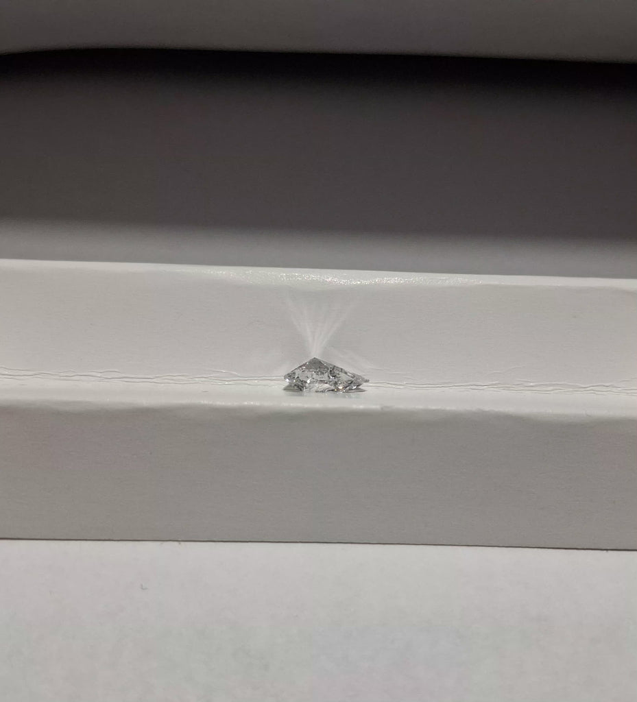 HRD 1.00 CT Natural Pear E I1 VG VG