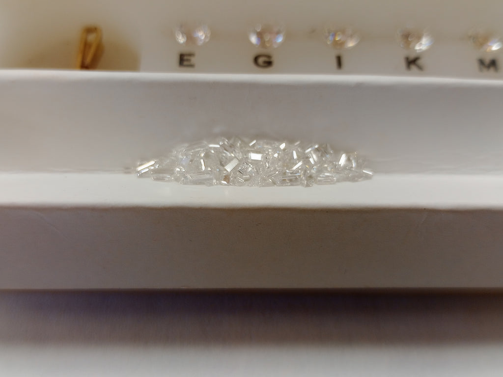 Natural baguette Diamond Lot, SI-VS F-I Color 4.03 CTW (170 PC)