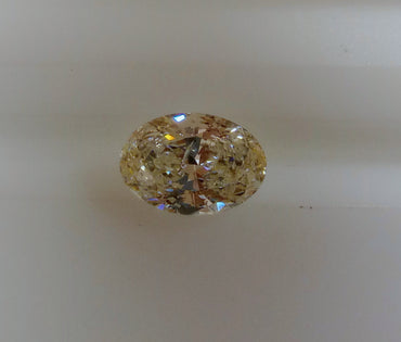 2.03 CT Oval I1 L-M
