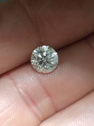 2.01 CT IGI Round Brilliant Natural Diamond L I1