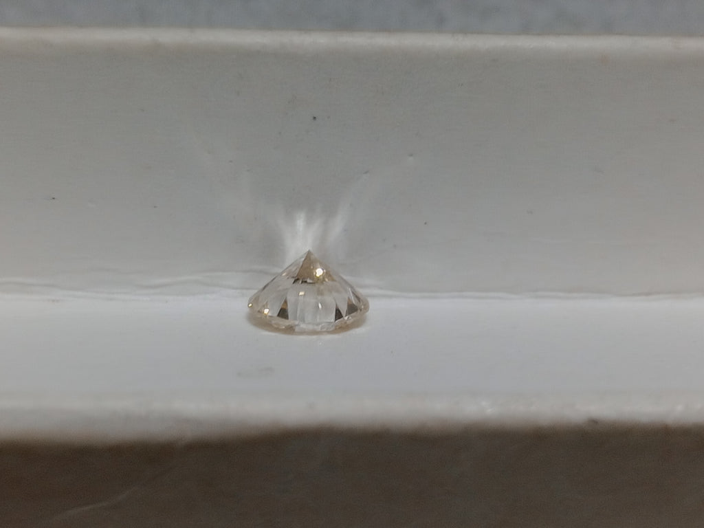0.50 CT Round Brilliant Natural Diamond K VS2-SI1 Brown Tinge