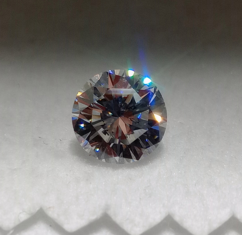 1.00 CT Round Brilliant Natural Diamond D SI2