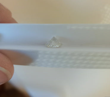 2.11 CT Natural Round Brilliant IJ SI1