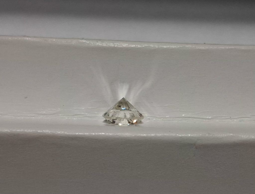 GIA 1.01 CT Natural Round Brilliant J SI1