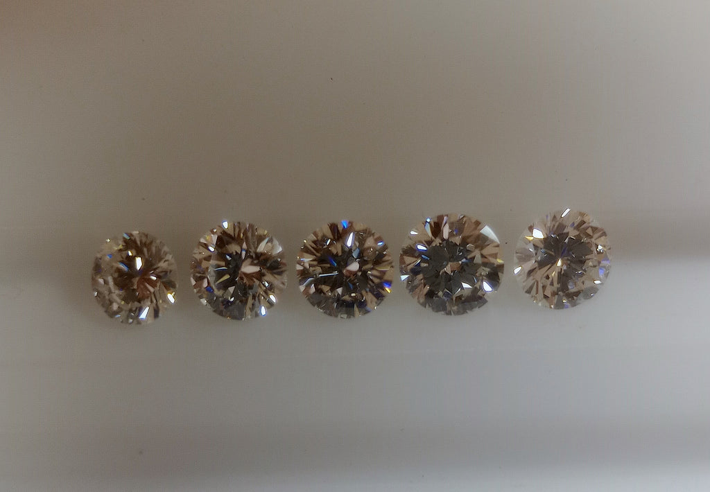Parcel- 2.97 CTW Natural RB SI-VS GHI ( 625 PPC) (Average 0.60ct)